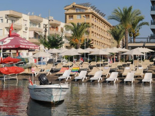 MERT SEASIDE HOTEL