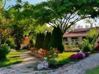 CAMERE DE INCHIRIAT H BY HAMBAR.