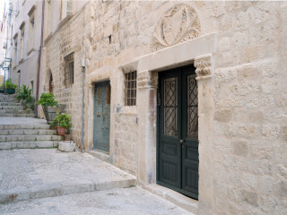 LUXURY APARTMENT LINA - II