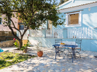 THE SWALLOW#039;S SEAVIEW NEST BY KONNECT