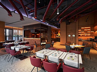 Revier Hotel Dubai
