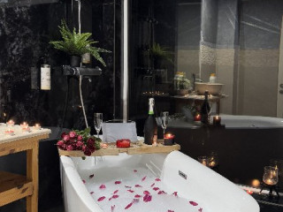 CAMERE DE INCHIRIAT SEA VILLAS.