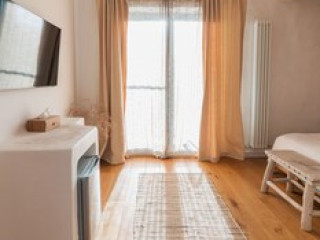 5 CHIRPICI - SMALL TRADITIONAL RESORT