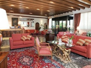 Pinewood Hotel Rome