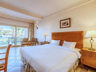 Continental Plaza Beach Resort