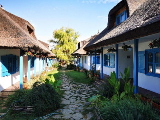 5 Chirpici - Small Traditional Resort..