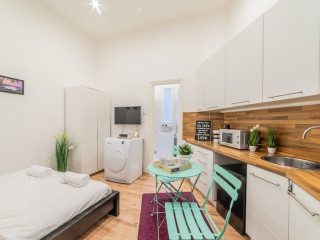 REAL APARTMENTS ANKER II