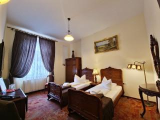 Residence Ambient..