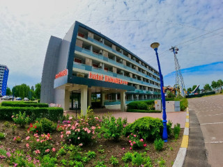 HOTEL DUNAREA.