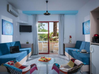 Meropi Hotel amp; Apartments