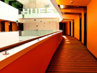 Hues Boutique