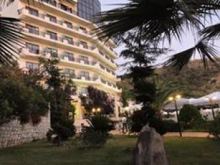 RAPOS RESORT