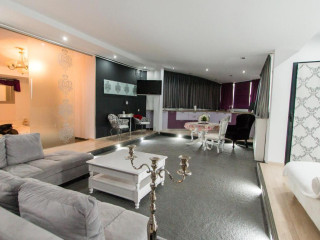 HOTEL JOLIE APARTAMENTS