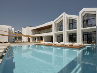 CAVO VEZAL ADULTS ONLY