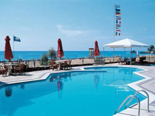 GLYFADA BEACH - MENIGOS RESORT