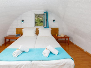 Romantica Beach Villas