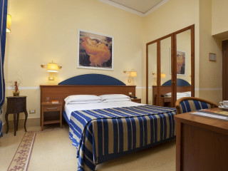 Kennedy Hotel