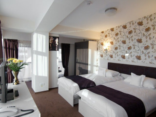 West Plaza Hotel Bucharest