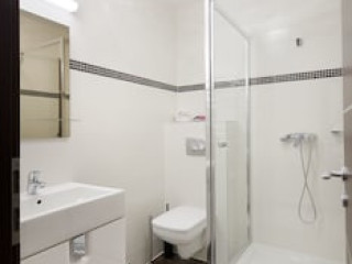 PAULAY DOWNTOWN APARTMENTS