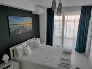 DIAMOND VIEW APARTMENTS