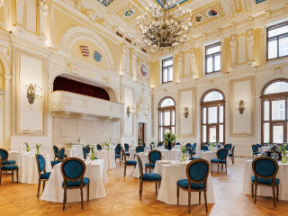 Aurea Ana Palace