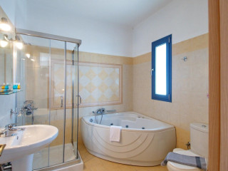 VILLA-ANEMOS FABULOUS SEA AND MOUNTAIN VIEWS