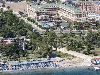 CRYSTAL DE LUXE RESORT  SPA KEMER