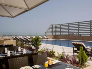 La Suite Dubai Hotel amp; Apartments