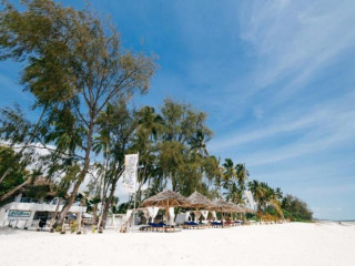 Seashore Villa