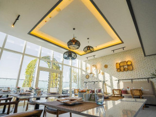 Movenpick Hotel Jumeirah Village Triangle