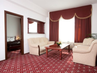 Phoenicia Grand Hotel