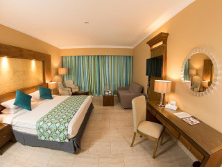Naama Waves Hotel *****