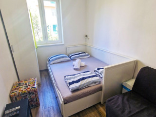 CROPARADISE HOSTEL