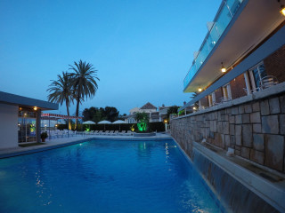 Hotel Complejo Los Rosales