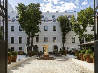 Palacio de los Duques Gran Meli