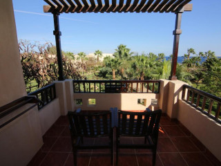 Tamra Beach Resort*****