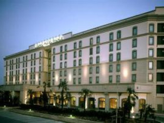 COSMO HOTEL PALACE