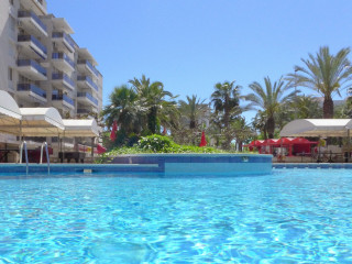 APARTAMENTOS LOS PECES