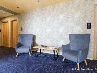 Combo Hotel Skylark 2 nopti si Sejur Hotel Stefania Beach Resort Evia