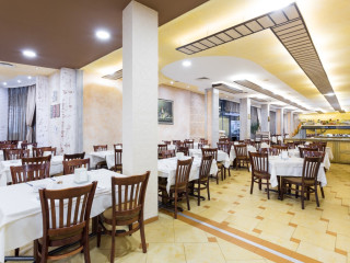 Tiara Beach (Sunny Beach) 4*