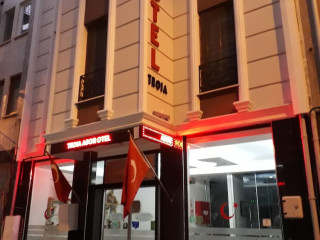 ADOR TROIA HOTEL