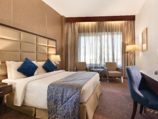 Howard Johnson by Wyndham Bur Dubai