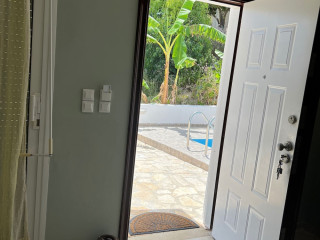 HELEN S HOUSE AT RATZAKLI