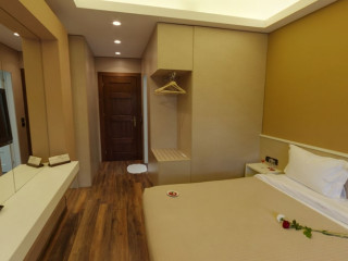 LLOGORA TOURIST VILLAGE