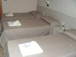 REALE HOTEL