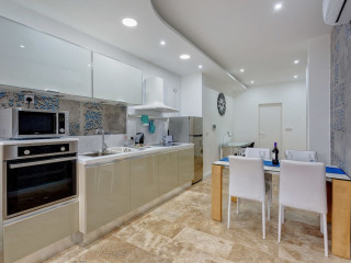 MODERN 2 BEDROOM APARTMENT IN ST JULIANS