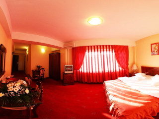 PREMIER HOTEL