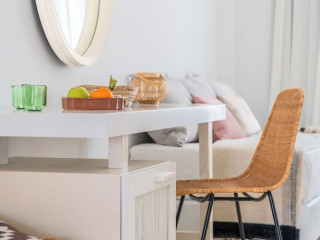 ALPHA URBAN SUITES