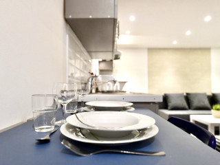 COSY FLAT IN KIRÁLY STR, QUEEN