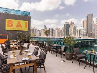 Radisson Blu Hotel, Dubai Canal View